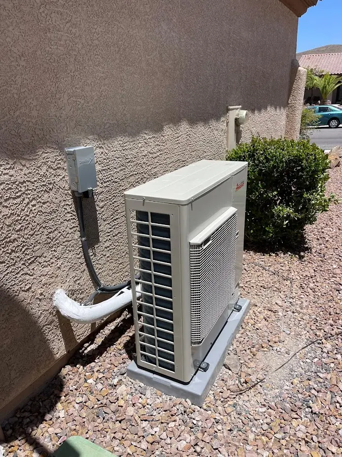 Residential air conditioning condenser unit in Wauchula